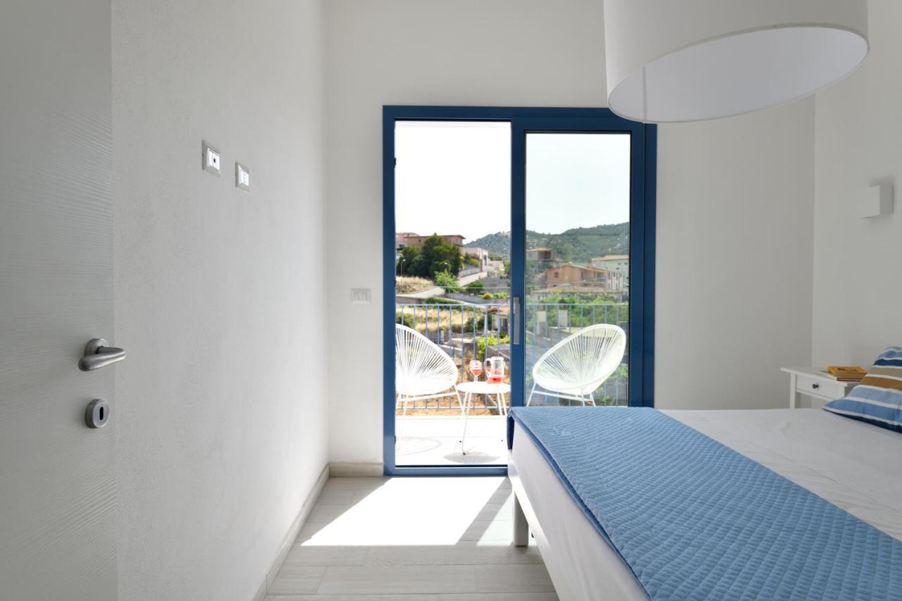 Casa Vacanze Il Mirto บารีซาร์โด ภายนอก รูปภาพ