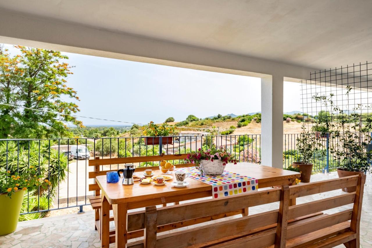 Casa Vacanze Il Mirto บารีซาร์โด ภายนอก รูปภาพ